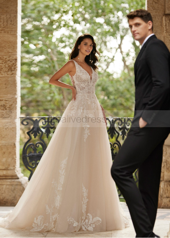 Plunging Neck Beaded Lace Tulle Princess Wedding Dress